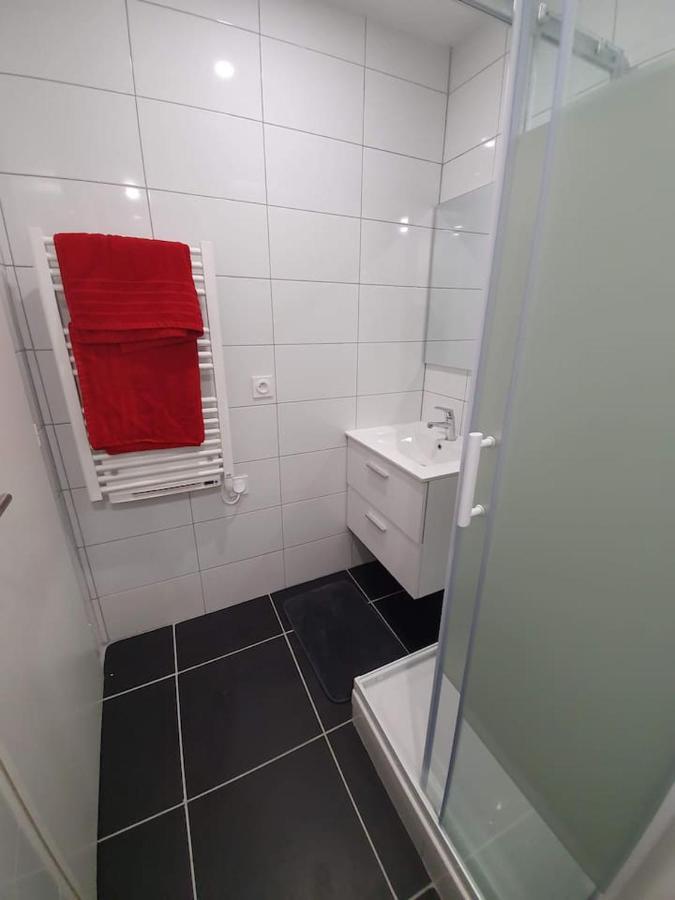 Apartamento Charmant Petit F1 Tain-lʼHermitage Exterior foto